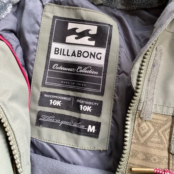 Women’s M Billabong Y2K ski jacket forest green print